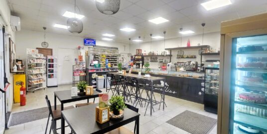 Vendesi attività commerciale di bar in Strada per Acate a Vittoria