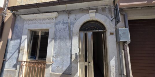 Vendesi casa singola in via Duca D’Aosta a Vittoria